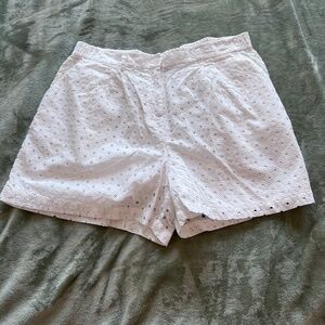 Halogen Eyelet Shorts
